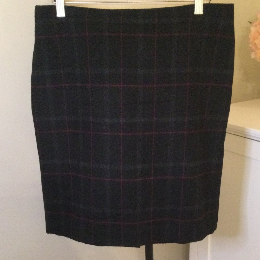 Talbots, Black Grey & Dark Pink Plaid Wool Pencil Skirt, Sz. 10P